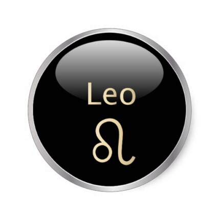 6 Small Round Zodiac Stickers Leo