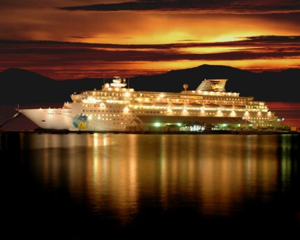 Cruise Ship Photo Sticker 10
